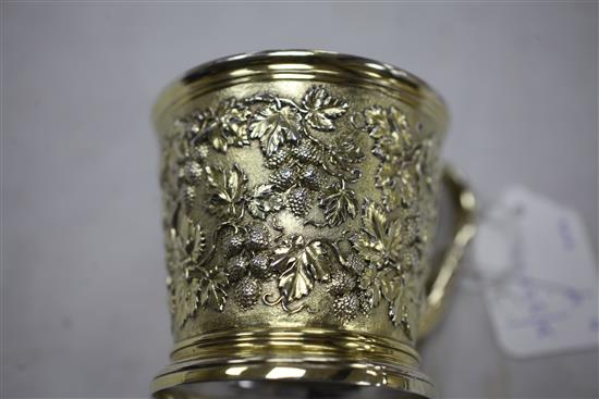 PAUL STORR. A good William IV silver gilt christening mug, 6.5 oz.